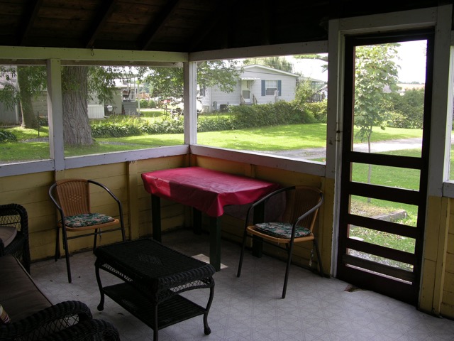 #4's Screen Porch